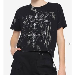 NWT Hot Topic Cropped Boxy Top